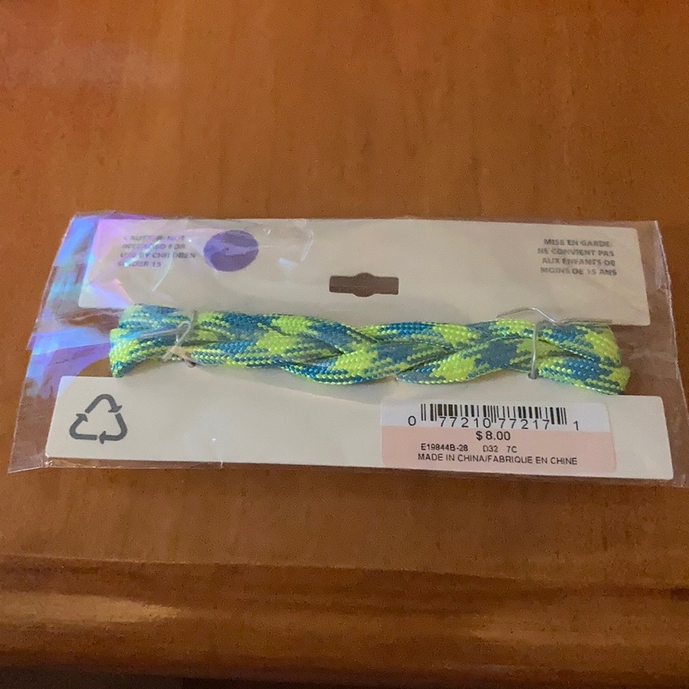 ⭐️Free gift with purchase⭐️ - Picture 2 of 2